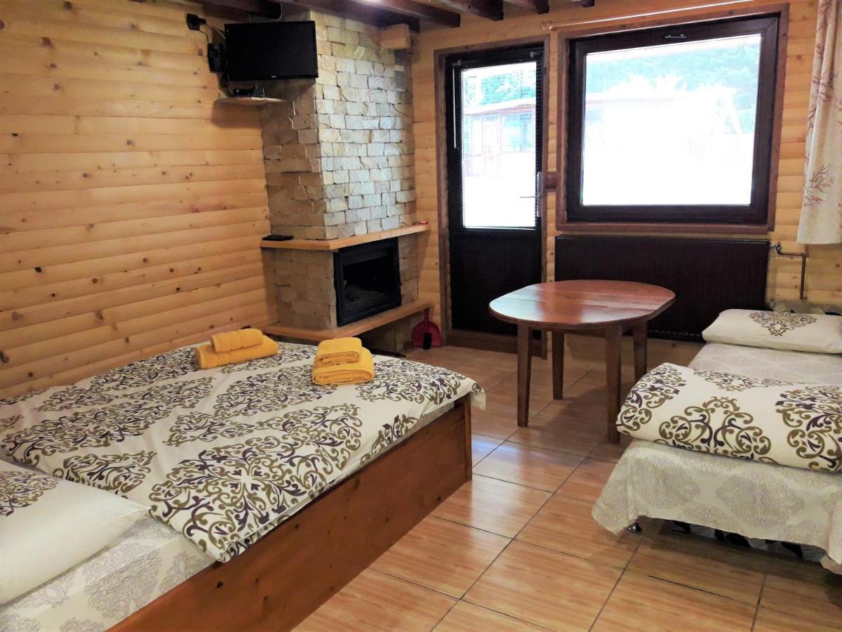 Guest House Chobaka Trigrad Ngoại thất bức ảnh