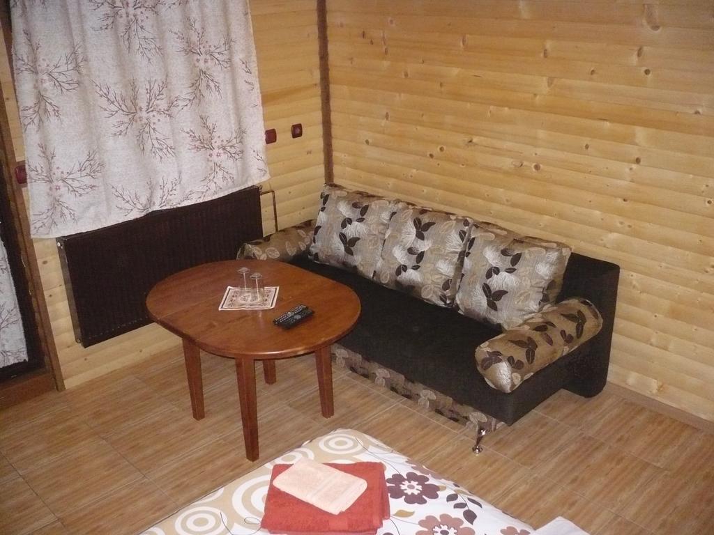 Guest House Chobaka Trigrad Phòng bức ảnh